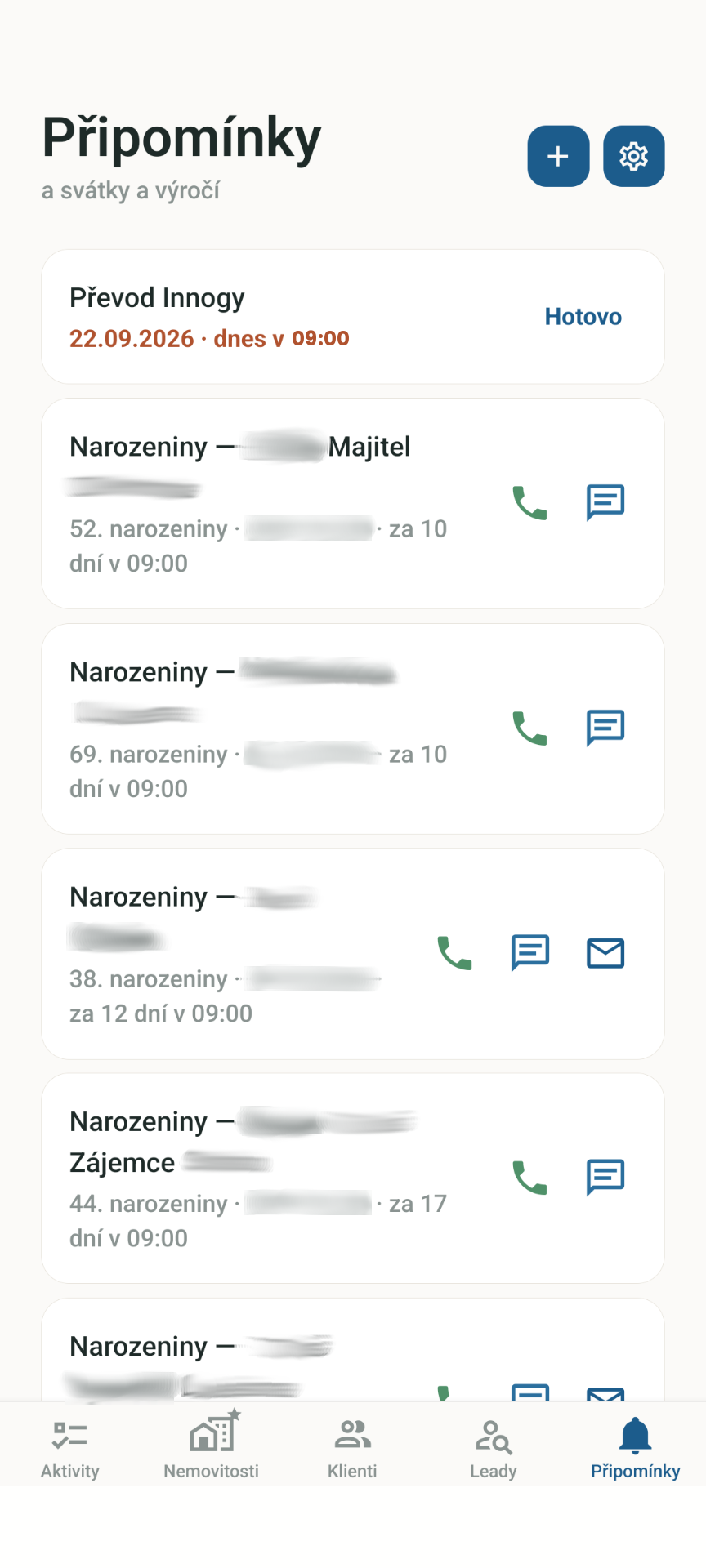 Snímek obrazovky appky Realenka — připomínky a výročí
